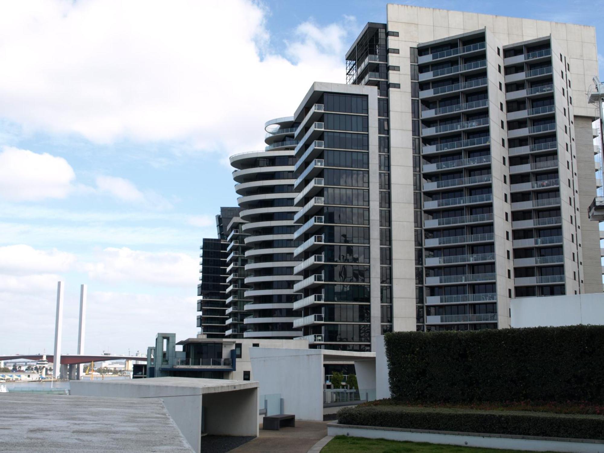Acd Apartments Melbourne Luaran gambar