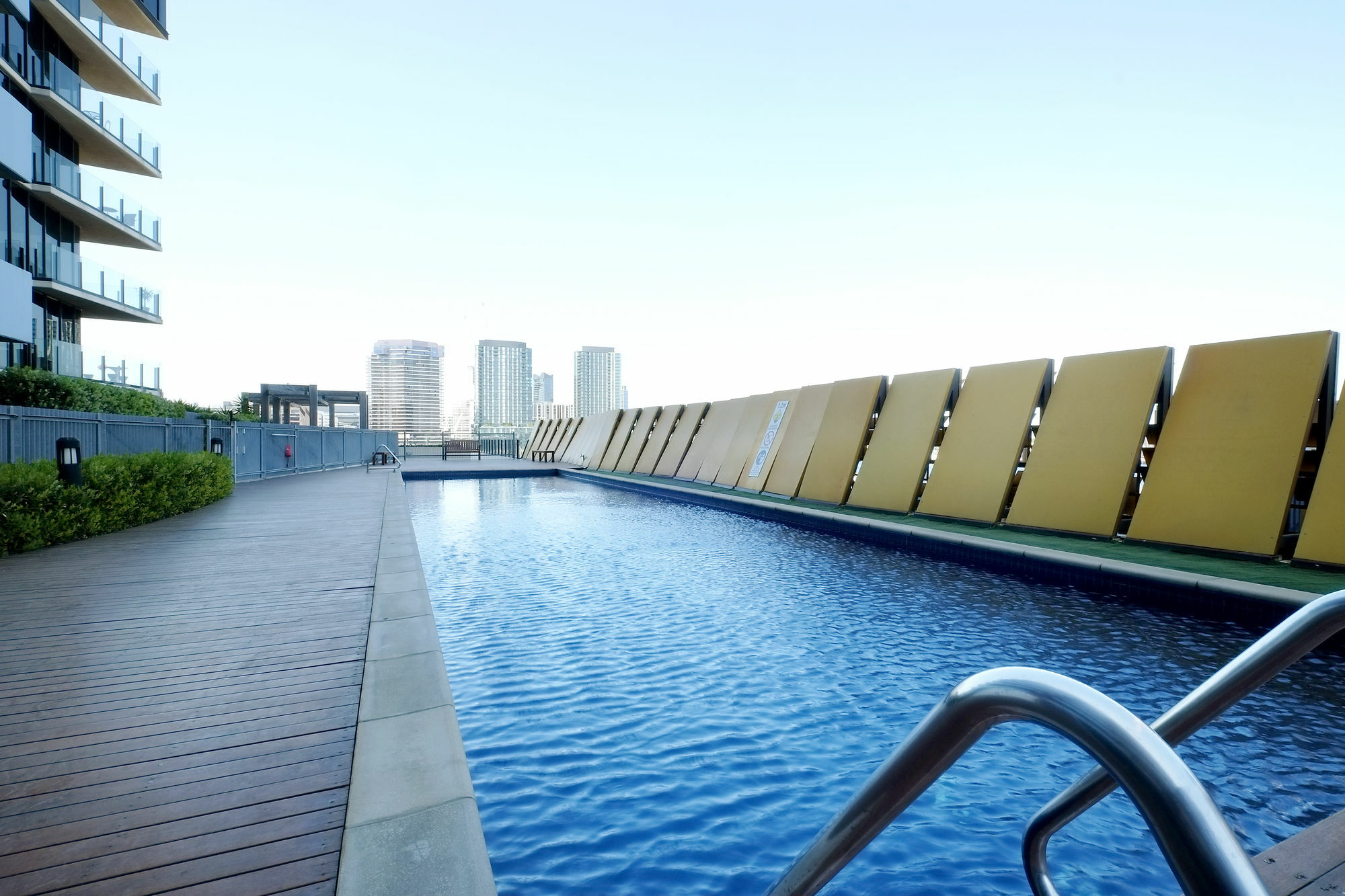 Acd Apartments Melbourne Luaran gambar